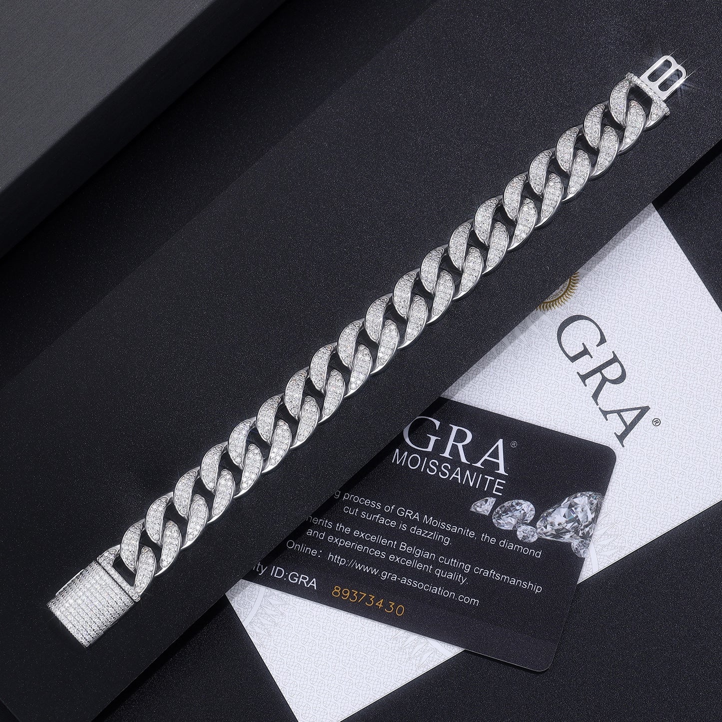 Moissanite Elegant Silver Bracelet – Platinum-Plated S925 Silver