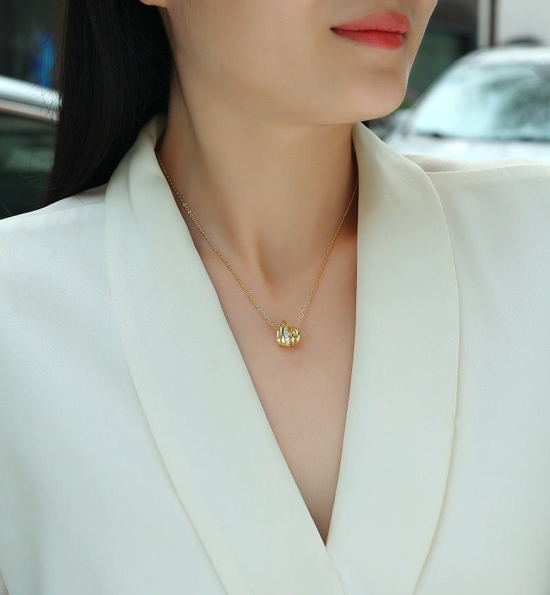 Snake Knot Moissanite Pendant Necklace – Gold & Silver-Plated S925