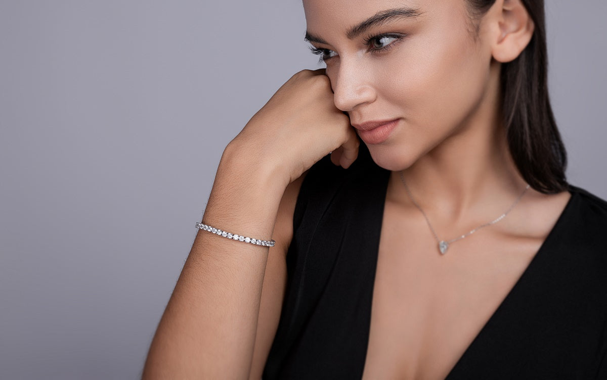 0.3-Carat Moissanite Platinum-Plated Silver Bracelet