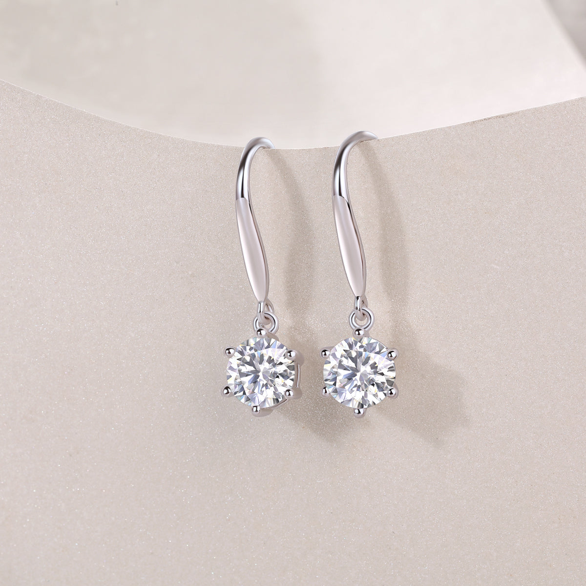 Jumping Wind 1-Carat Moissanite Stud Earrings Set (Platinum-Plated S925 Silver)