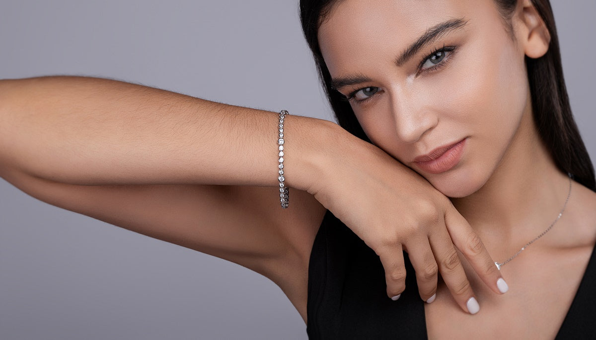 Luxurious S925 Silver Bracelet with Premium Moissanite and Platinum Plating