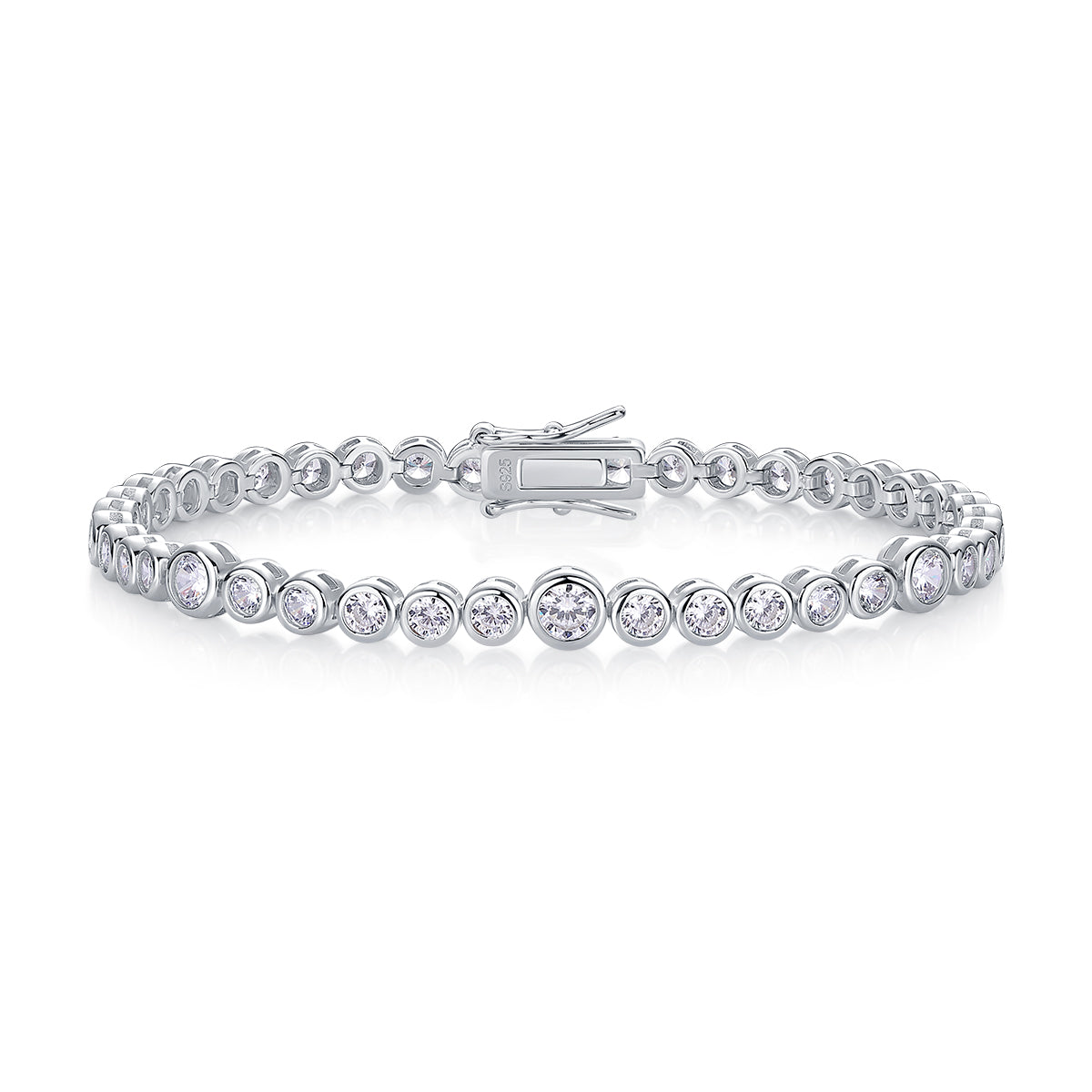 Luxurious S925 Silver Bracelet with Premium Moissanite and Platinum Plating