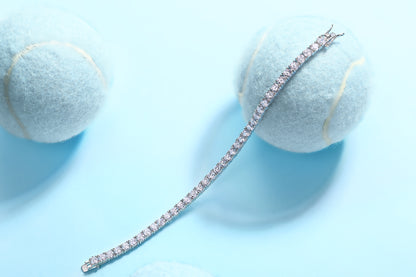 0.3-Carat Moissanite Platinum-Plated Silver Bracelet