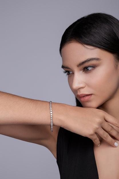 Luxurious S925 Silver Bracelet with Premium Moissanite and Platinum Plating